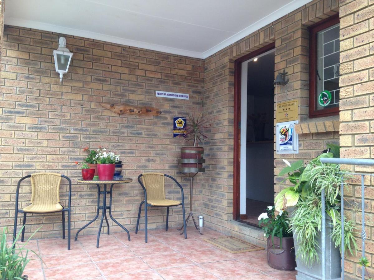 Blue Fern Of Knysna Bed and Breakfast Exteriör bild